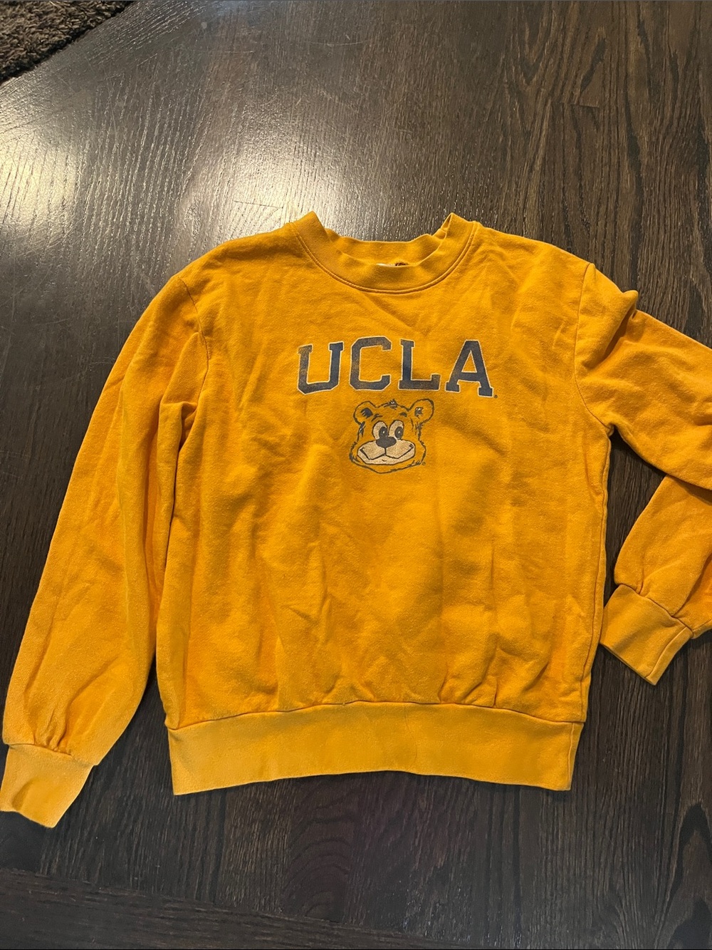UCLA Gold Graphic Sweatshirt vintage